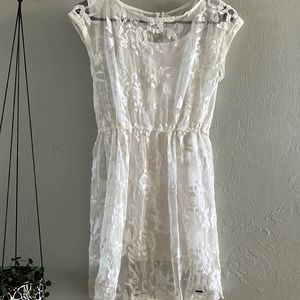 Hollister white lace short sleeved dress (XS)
